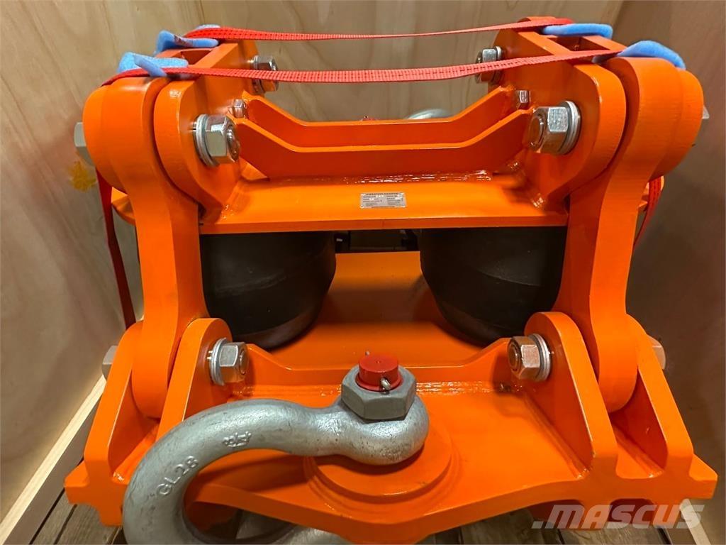  Finaros Outras gruas