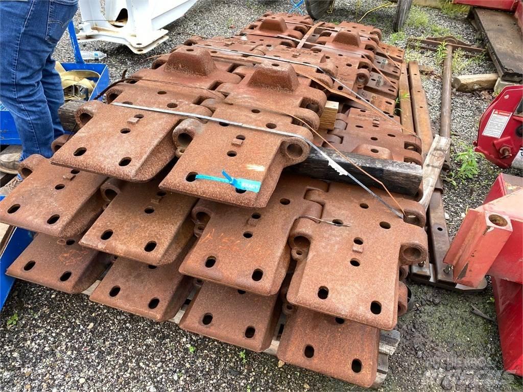 Manitowoc  Rastos, correntes e material rodante