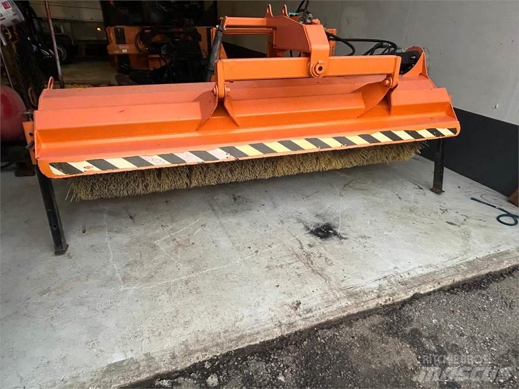 FMG avoharja AH240 Escovas