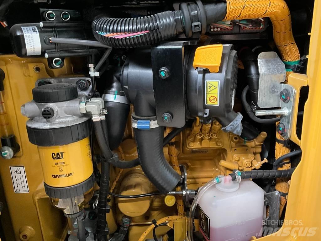 CAT 301.8 UNUSED Mini Escavadoras <7t