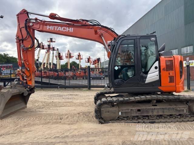 Hitachi ZX 135 US-6 Escavadoras de rastos