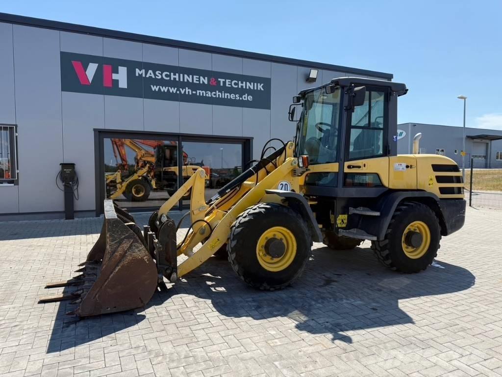 Yanmar V 80 Pás carregadoras de rodas
