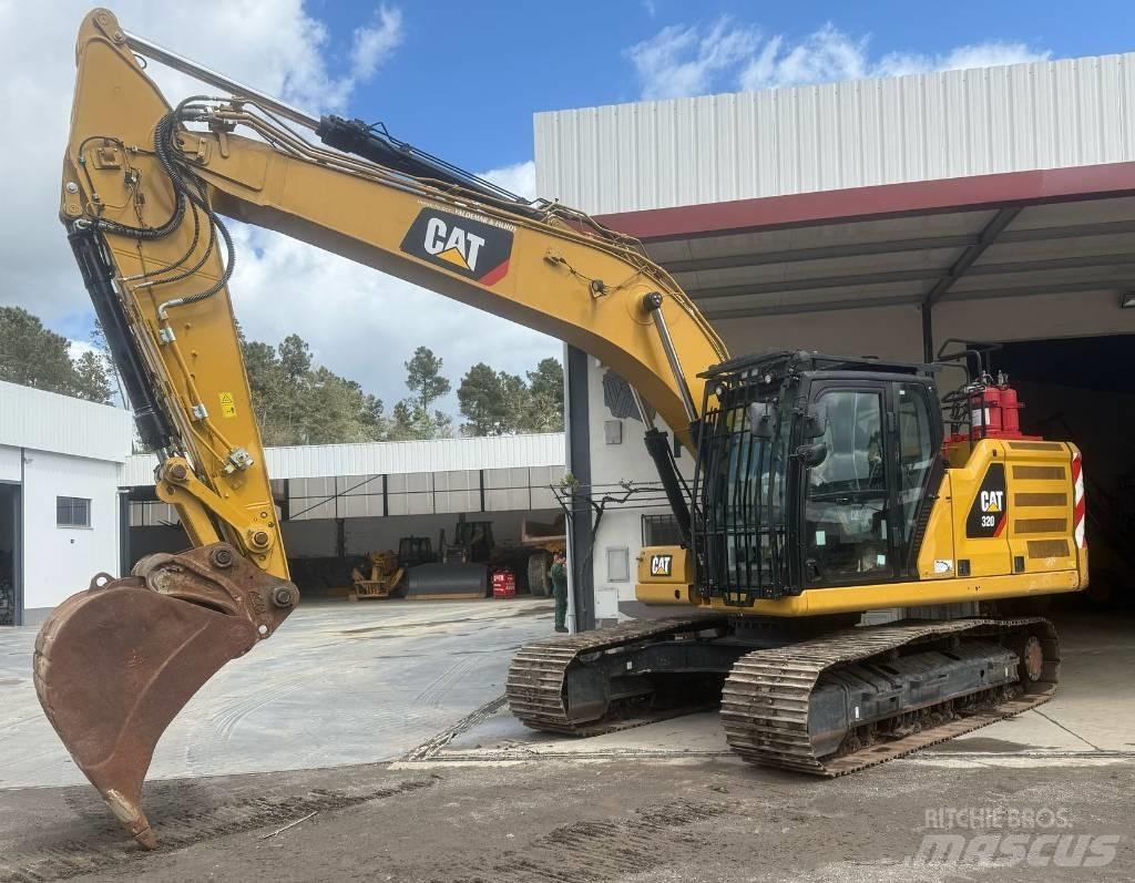 CAT 320 Escavadoras de rastos