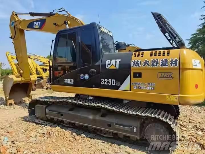CAT CAT323D2L Escavadoras de rastos