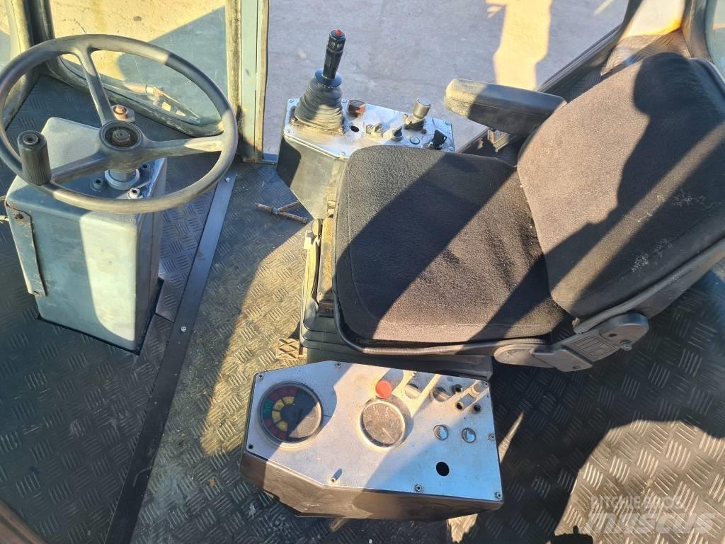  Compactor MV 618 DT Compactadores para terra