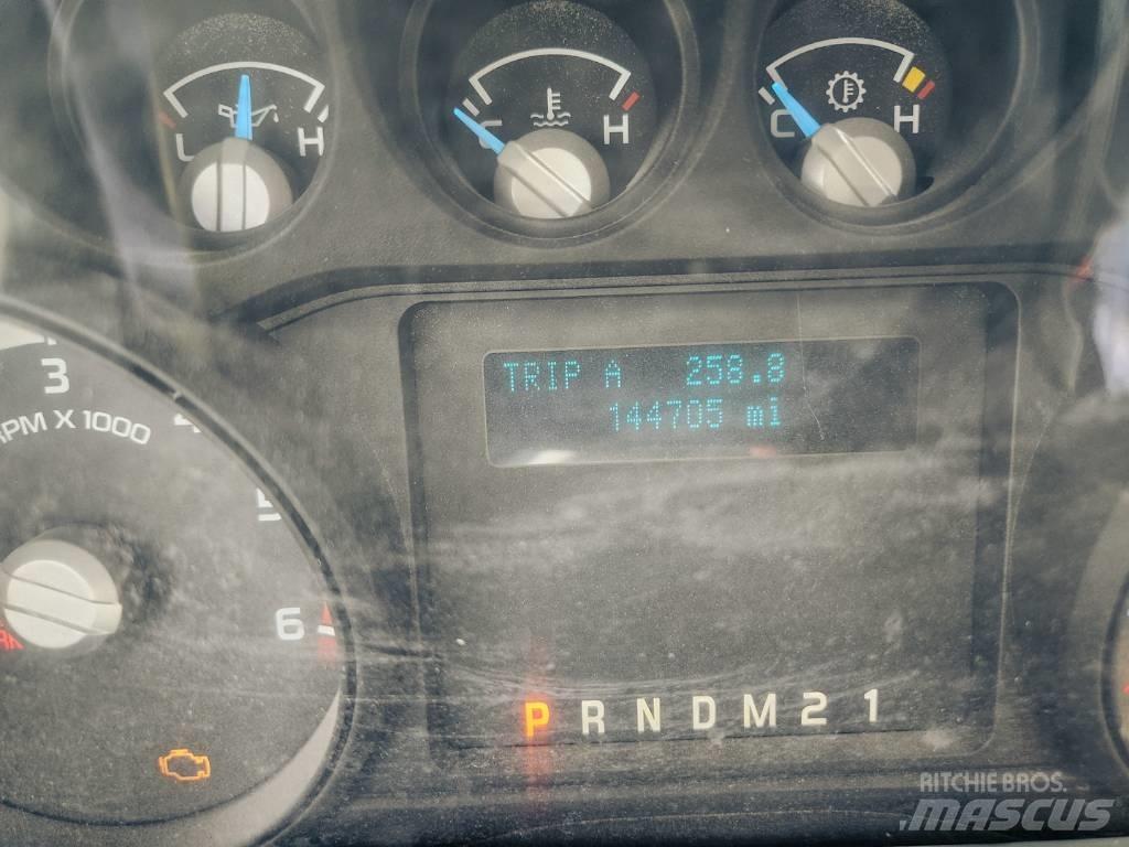 Ford F 650 SD Auto-tanques