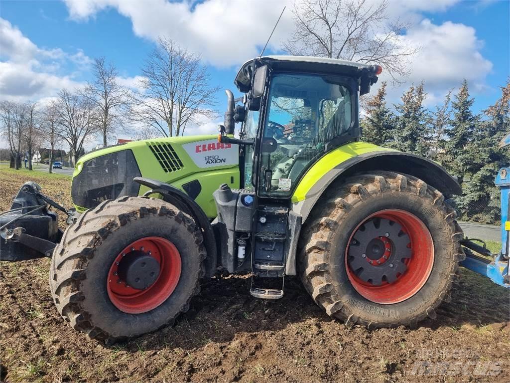 CLAAS Axion 850 Tratores Agrícolas usados