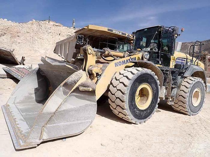 Komatsu WA475 Pás carregadoras de rodas