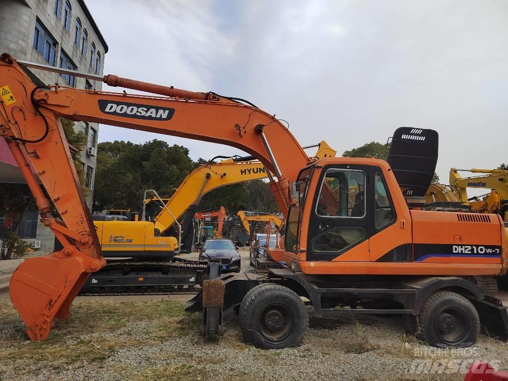 Doosan DH 210 W-7 Escavadoras de rodas