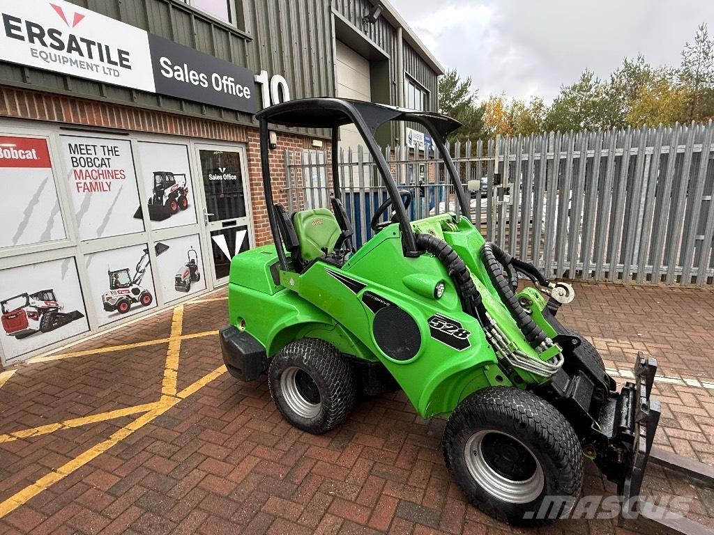 Avant 528 Mini carregadoras