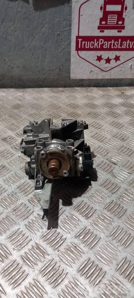 MAN TGX     7360051146 Cabines e interior
