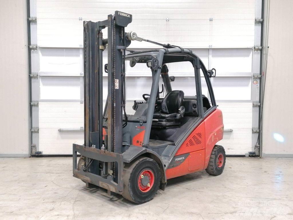 Linde H30T-02 Empilhadores a gás