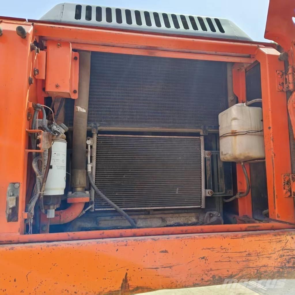 Doosan DX 300 LC Escavadoras de rastos