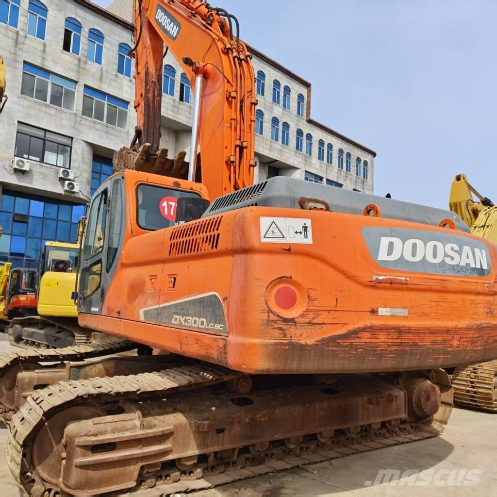 Doosan DX 300 LC Escavadoras de rastos