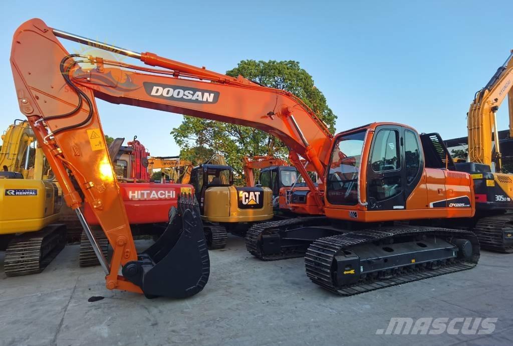 Doosan DX 225 LC Escavadoras de rastos