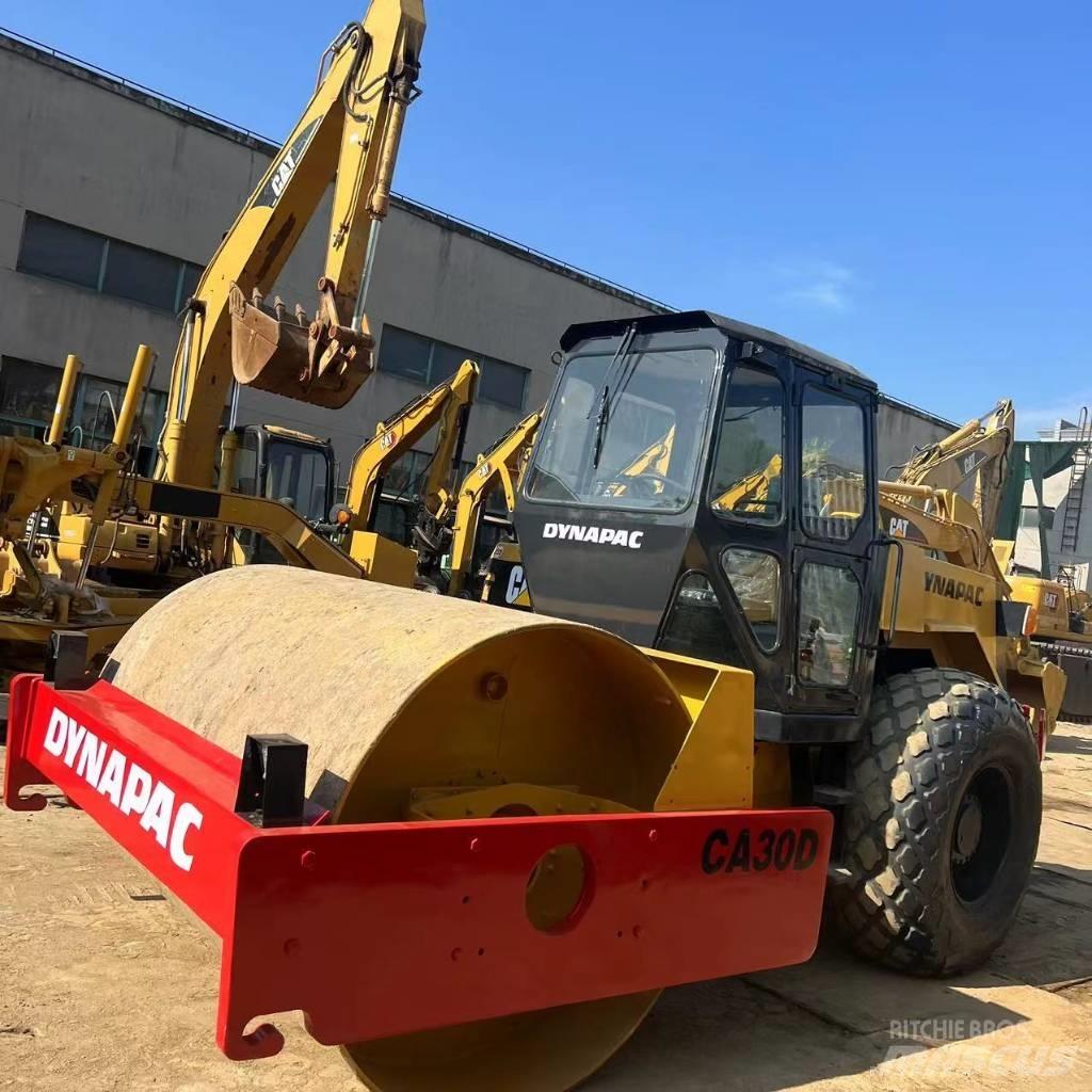 Dynapac CA 30 D Cilindros Compactadores monocilíndricos