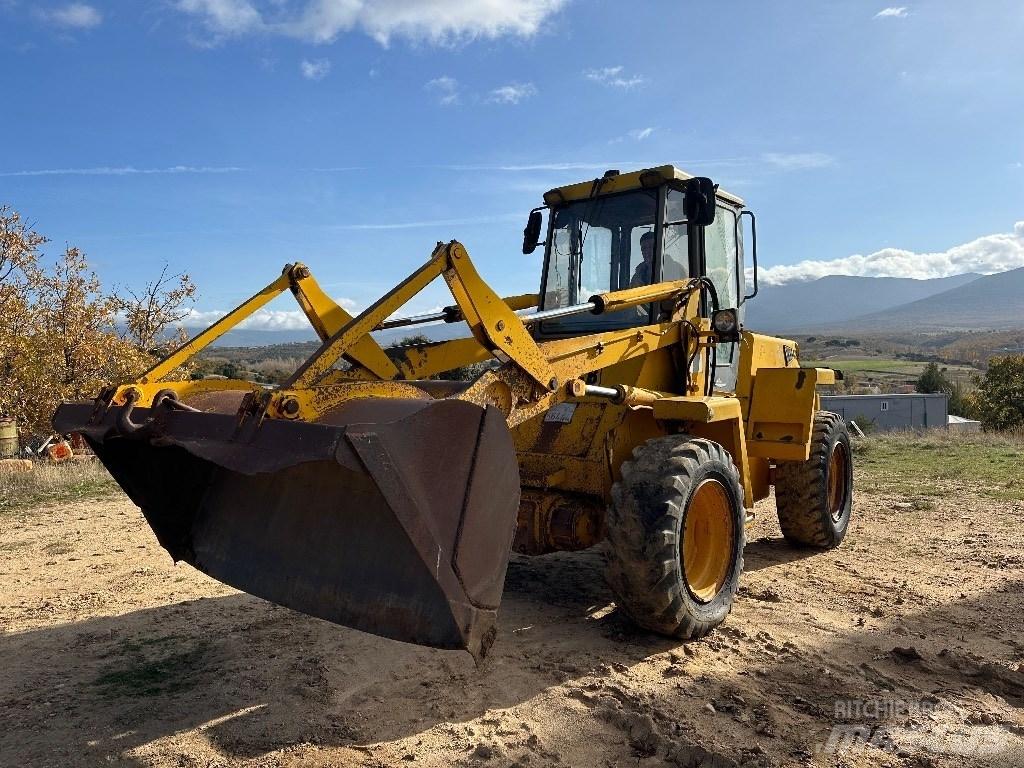 JCB 415 Pás carregadoras de rodas