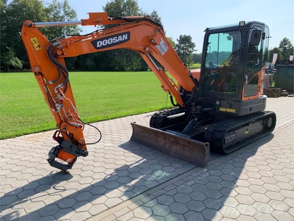Doosan DX63-3 Mini Escavadoras <7t