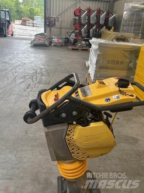 Bomag BT65 Placas compactadoras