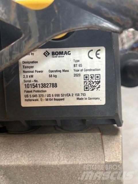 Bomag BT65 Placas compactadoras