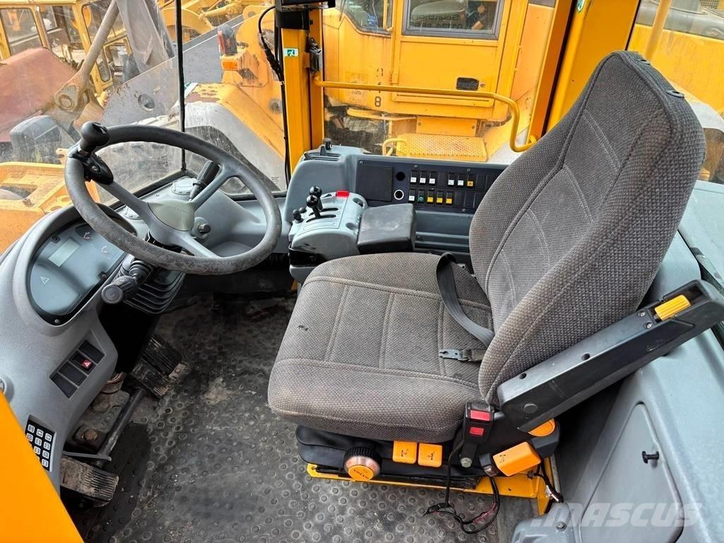 Volvo L 120 E Pás carregadoras de rodas