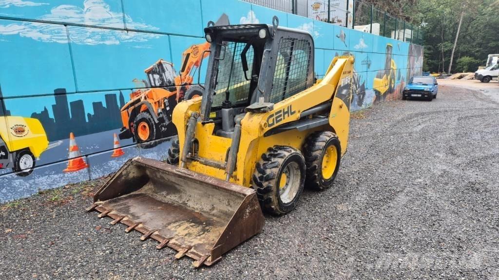 Gehl R 165 Carregadoras de direcção deslizante