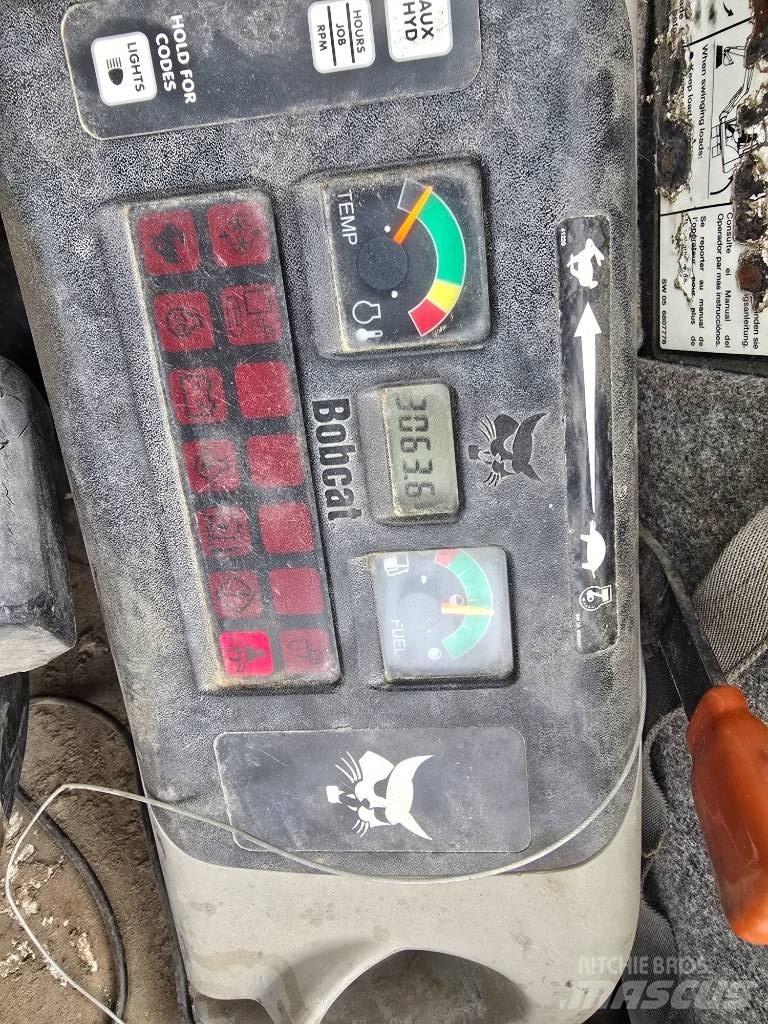 Bobcat 341 G Mini Escavadoras <7t