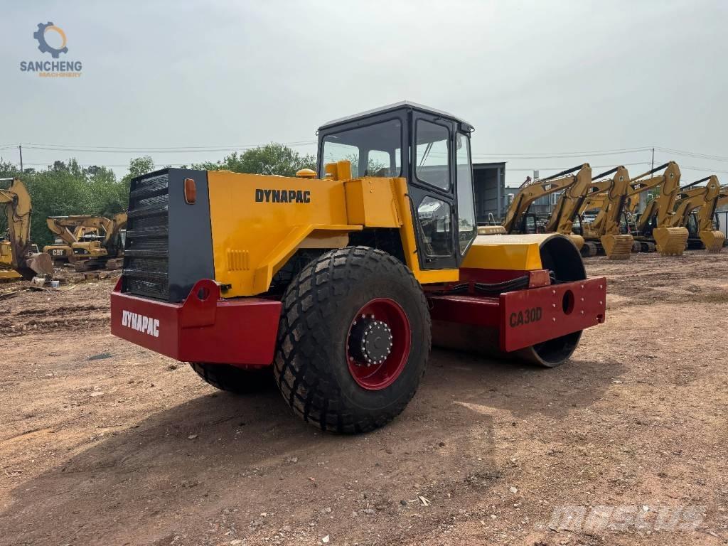 Dynapac CA 30 D Cilindros Compactadores monocilíndricos