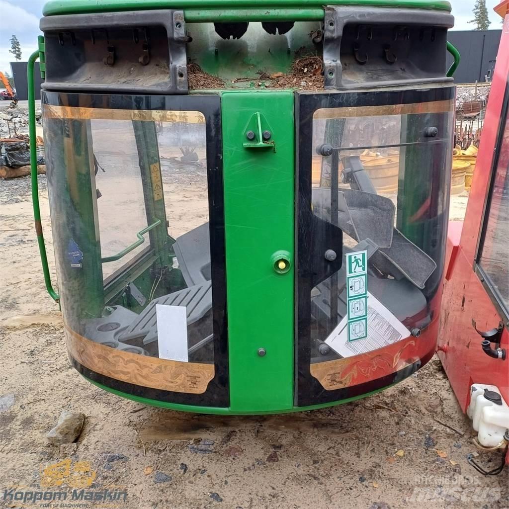 John Deere 1270e Cabines e interior