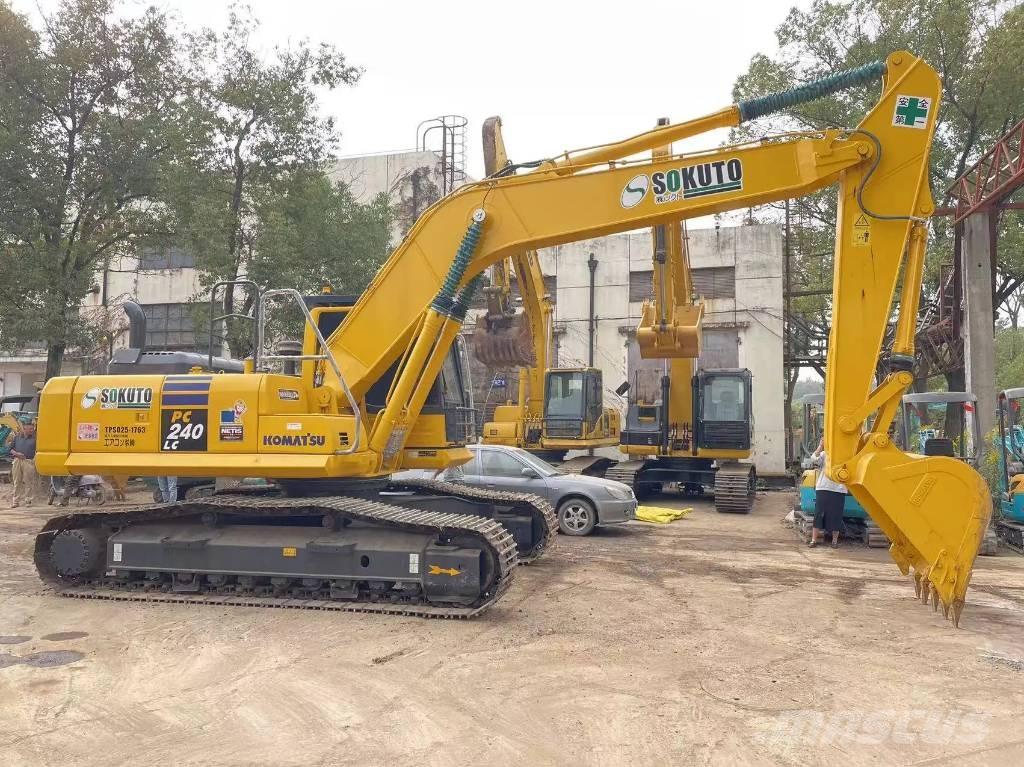 Komatsu PC240-8 Escavadoras de rastos