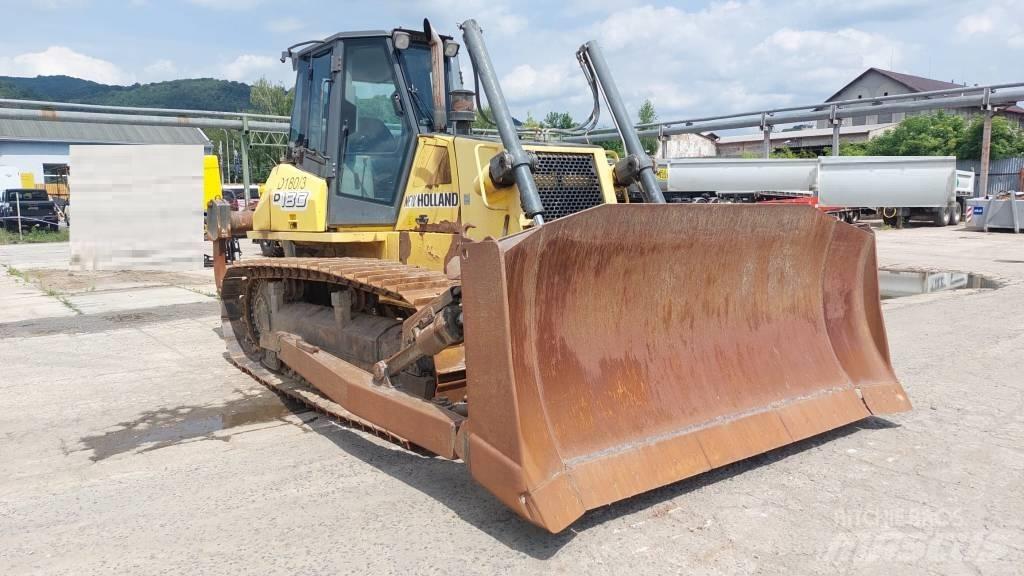 New Holland D 180 Dozers - Tratores rastos