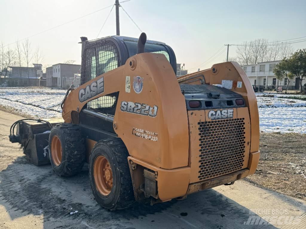 CASE SR220 Carregadoras de direcção deslizante