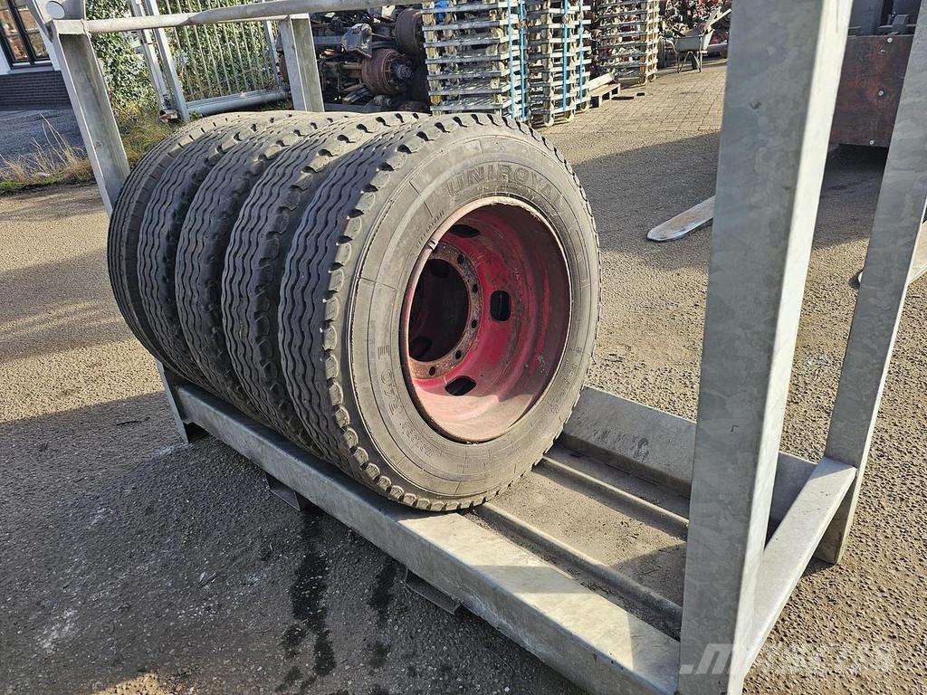 Uniroyal ENERGY Reboques de cortinas laterais