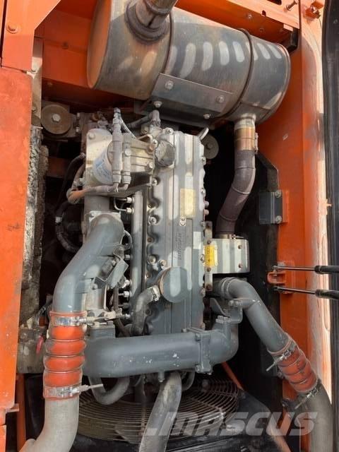 Doosan DX 225 LC Escavadoras de rastos