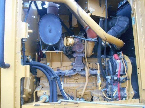 CAT 140M Motoniveladoras