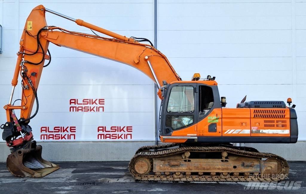 Doosan DX 255 LC-3 Escavadoras de rastos