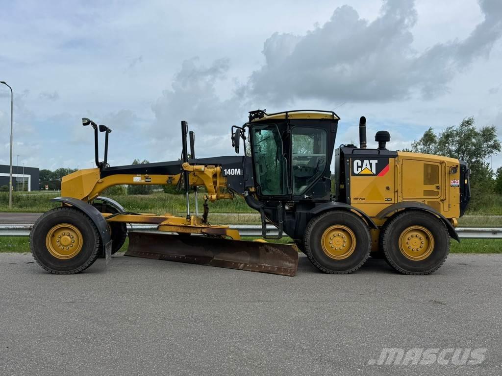 CAT 140M2 Motoniveladoras