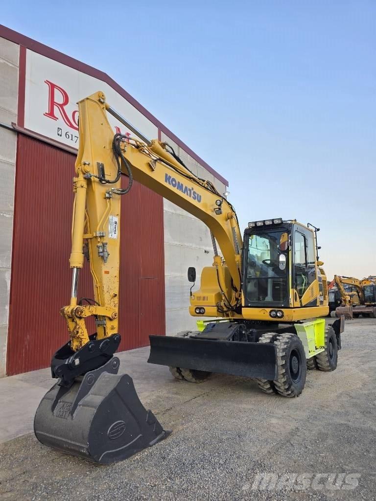 Komatsu PW 148-11 Dozers - Tratores rastos