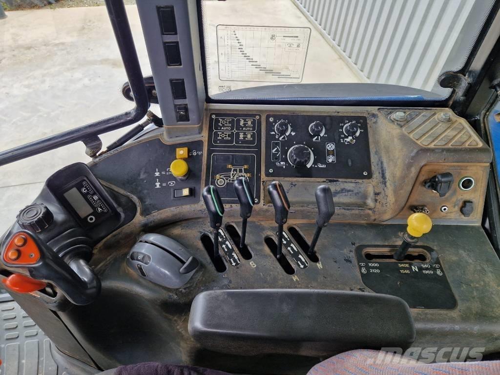 New Holland TM 150 Tratores Agrícolas usados