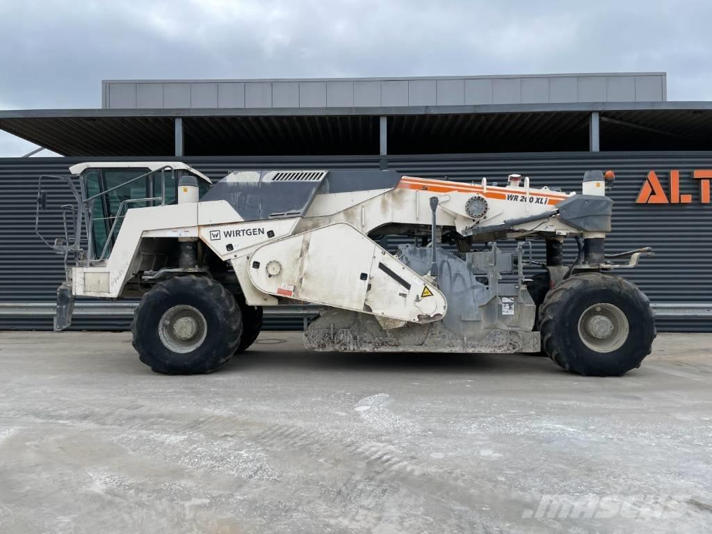 Wirtgen WR 200 XLI Recicladores de asfalto