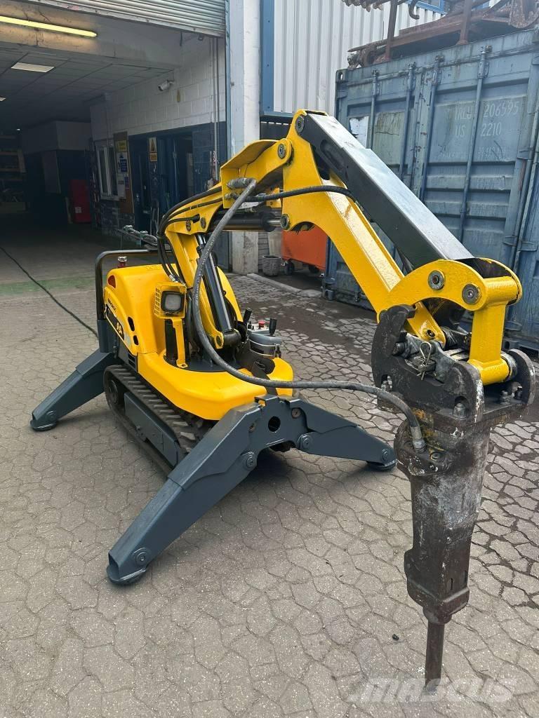 Brokk 90 Mini Escavadoras <7t
