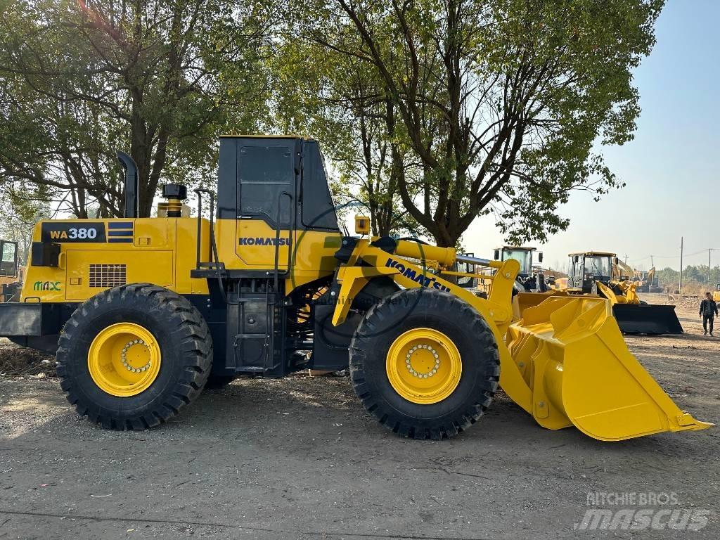 Komatsu WA 380 Pás carregadoras de rodas