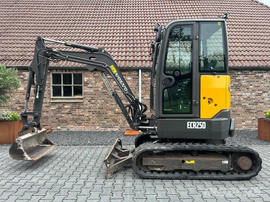 Volvo ECR 25 D Mini Escavadoras <7t