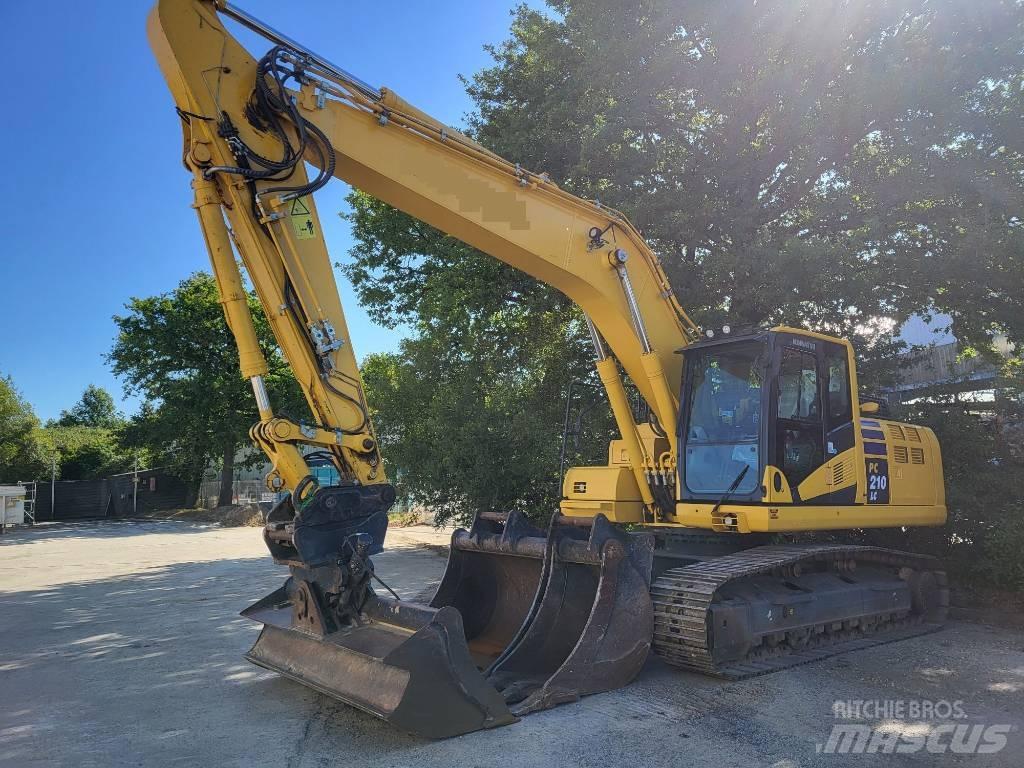 Komatsu PC210LC-11 Escavadoras de rastos