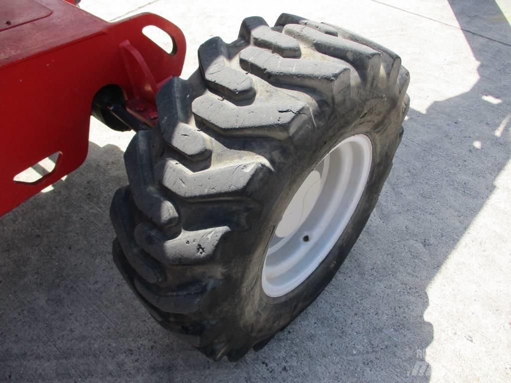 Manitou 160 ATJ (397) Plataformas de braço compactas auto-propulsão