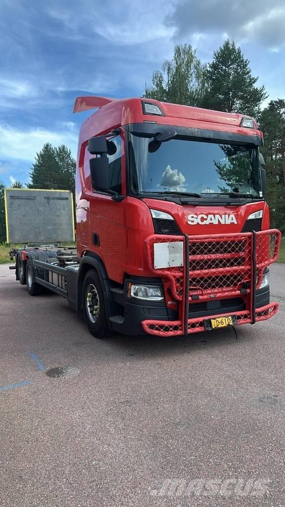 Scania R 540 Camiões de chassis e cabine