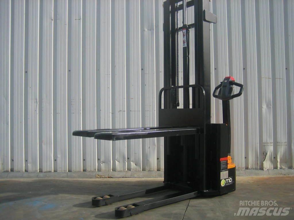  ES12 12ES 2S330 Empilhador para operador externo