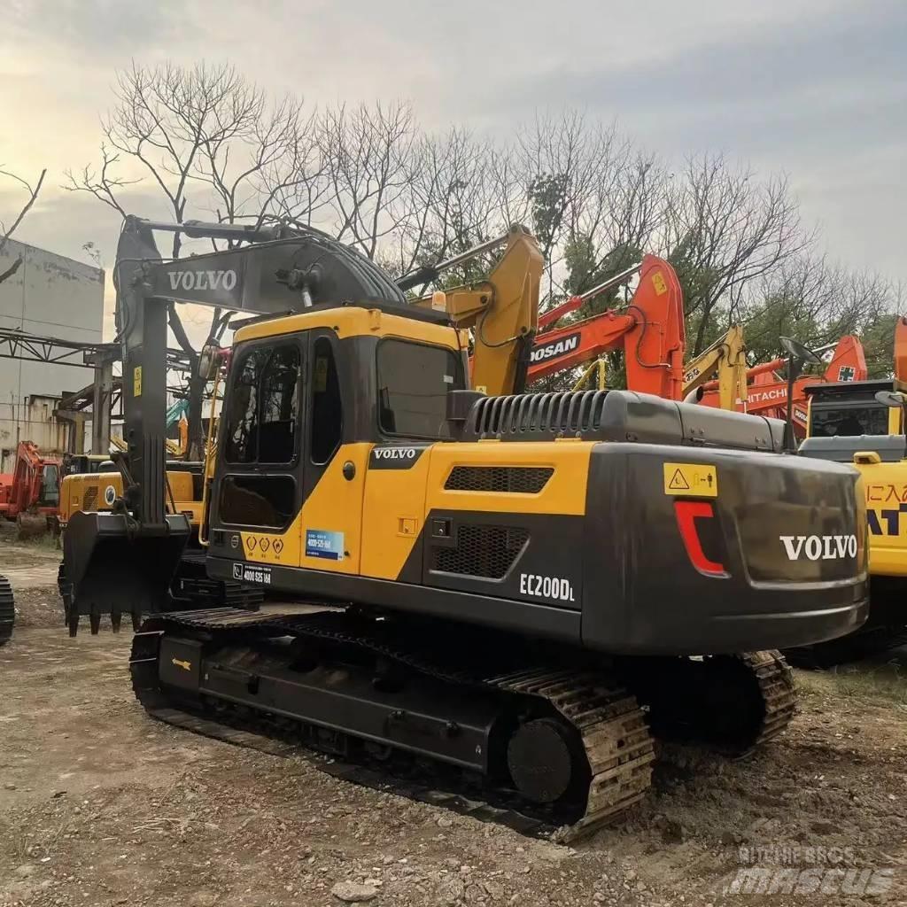Volvo EC200DL Escavadoras de rastos