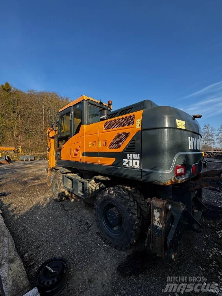 Hyundai HW 210 Escavadoras de rodas