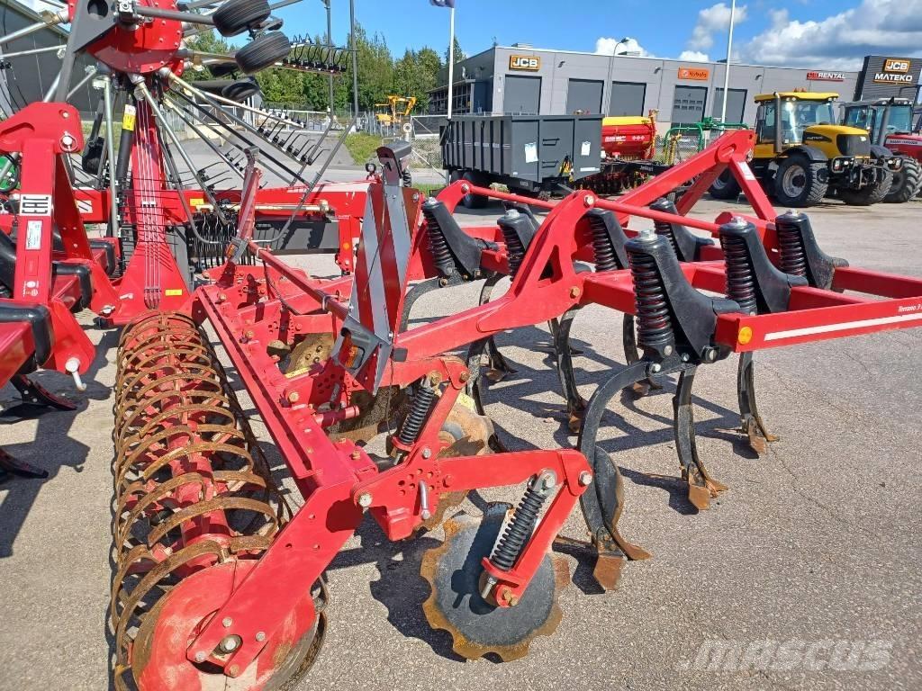 Horsch Terrano 3 FX Cultivadoras